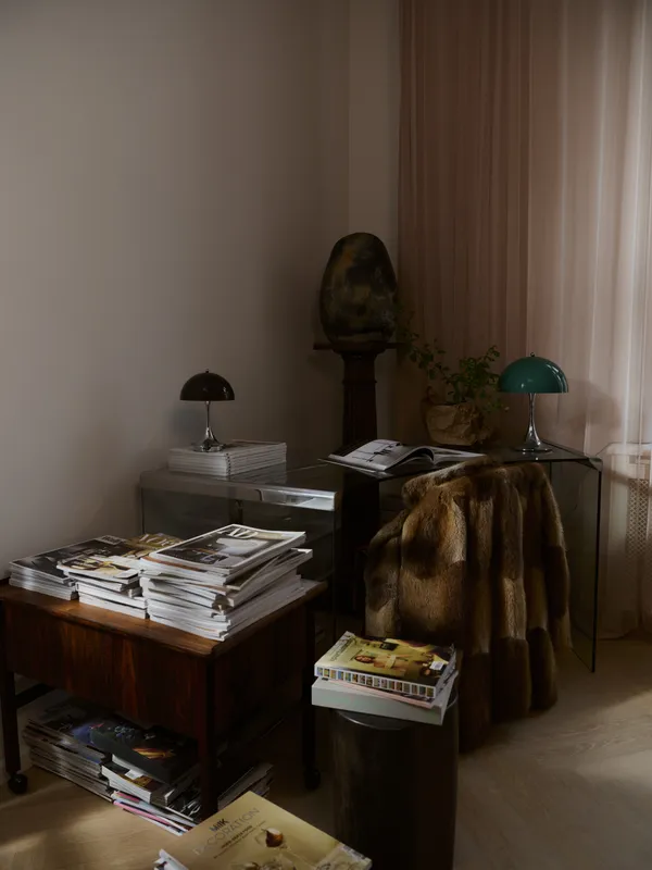 Panthella 250 Bordlampe Bærbar Original Opal Green