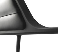 452 Svingstol med Hjul Pudderlakkert Aluminium / Sort Skinn