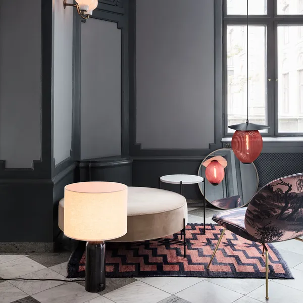 Gravity Bordslampa Liten Svart Stål / Vit