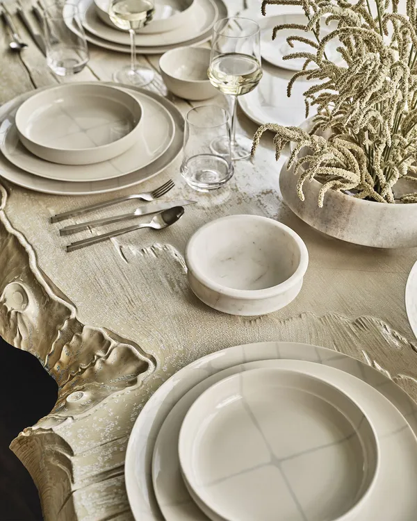 Zuma Plate Medium 28 cm Salt