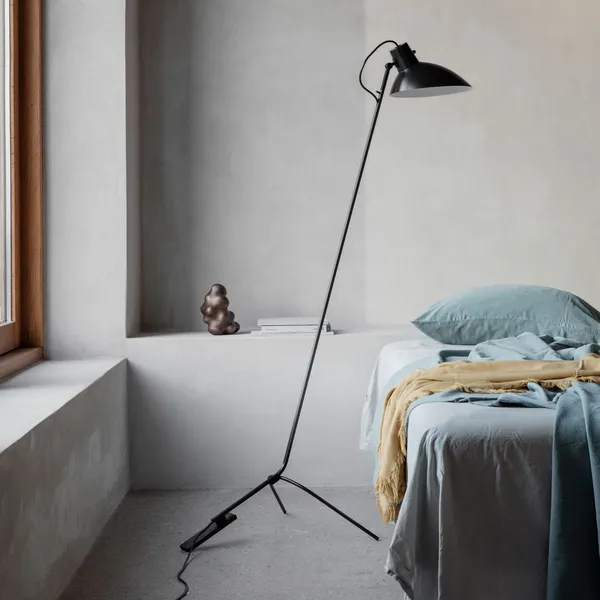 VV Cinquanta Gulvlampe Sort