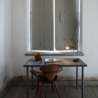 Model 566 Bordlampe Sort