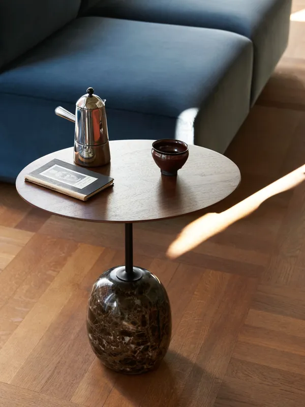 Lato LN9 Bord Oval Lackerad Valnöt / Emparador Marble