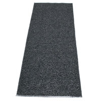 Svea Matta Black Metallic/Black 70x160 cm