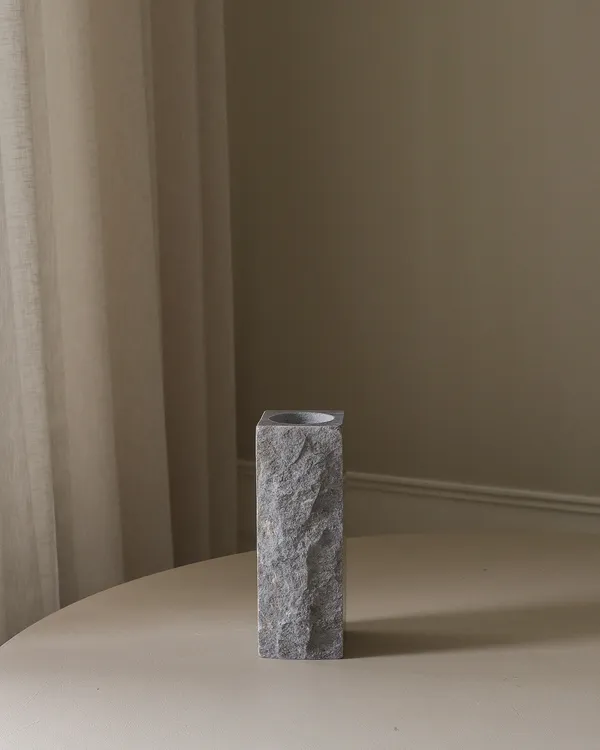 Edge Vas Small Grey Cartier