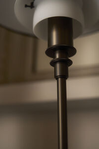 PH 3/2 Bordlampe Aged Brass / Opalglas