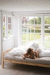 Grab Bäddsoffa Med Madrass Klarlackad / Beige