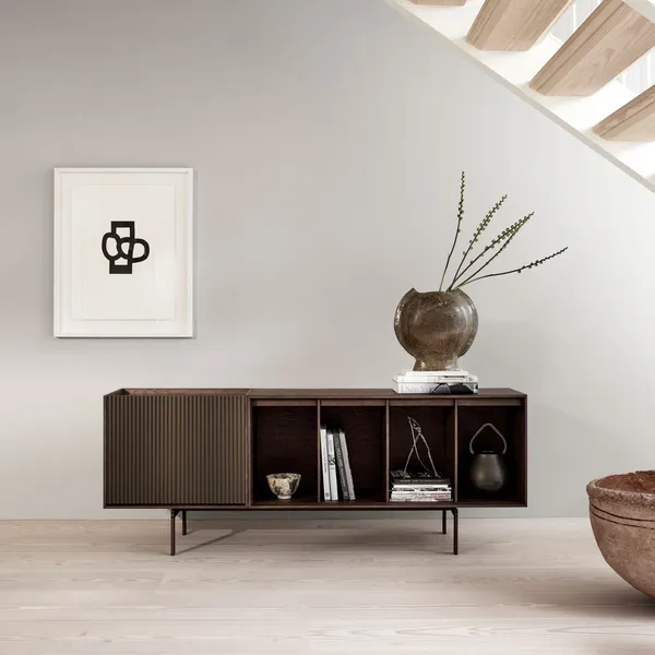 675 Chimney Skab 1768x38 cm Mørk Eg