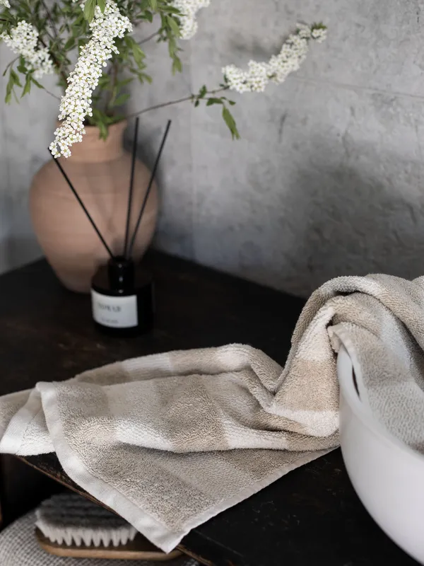 Cleo Pyyhe 50x70 cm Beige