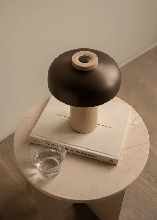 Reverse Pöytävalaisin Kannettava Travertiini / Bronze Brass
