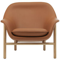Drape Lounge Chair Low Grey Steel Lænestol Skum Fremstillet af læder Fremstillet af læder Ramme i egetræ Brun