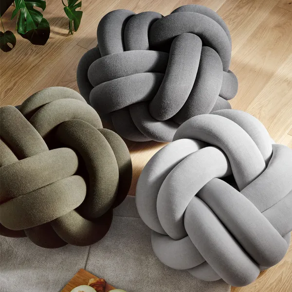 Knot XL Puff Forest green
