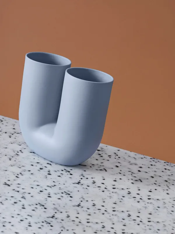 Kink Vase 26 cm Lyseblå