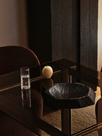 Atura Spisebord 160x90 cm Rustfrit Stål / Tinded Glass