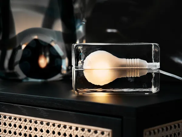Block Lampe m hvid ledning