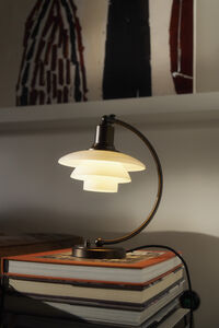 PH 2/2 Luna Bordlampe Aged Brass / Opalglass