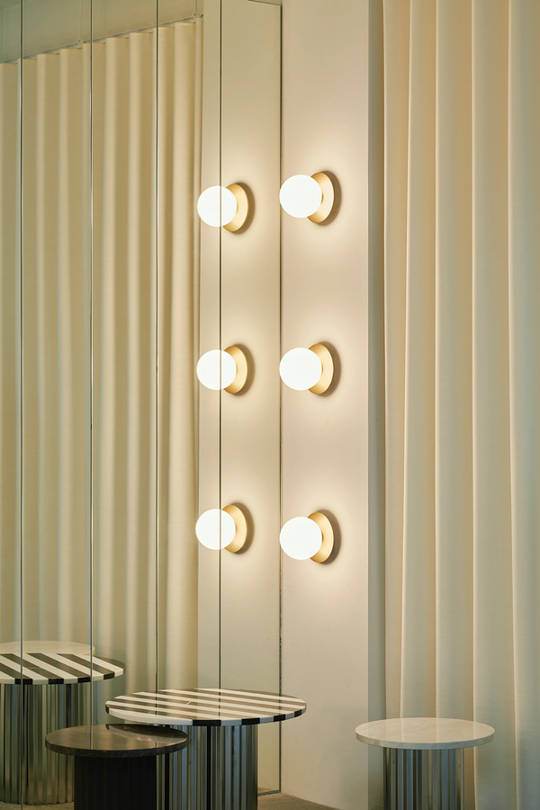 Liila 1 Væg-/Loftslampe 165 cm Nordic Gold / Opal