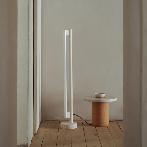 Eiffel Single 1000 Floor Lamp Golvlampa Cream