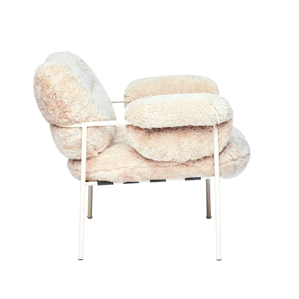 Bollo Lounge-Tuoli Pearl White Jalat / Lampaannahka Mohawi