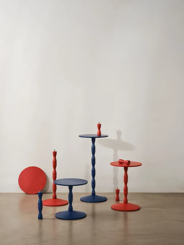 Pedestal Sidebord Eik Rød