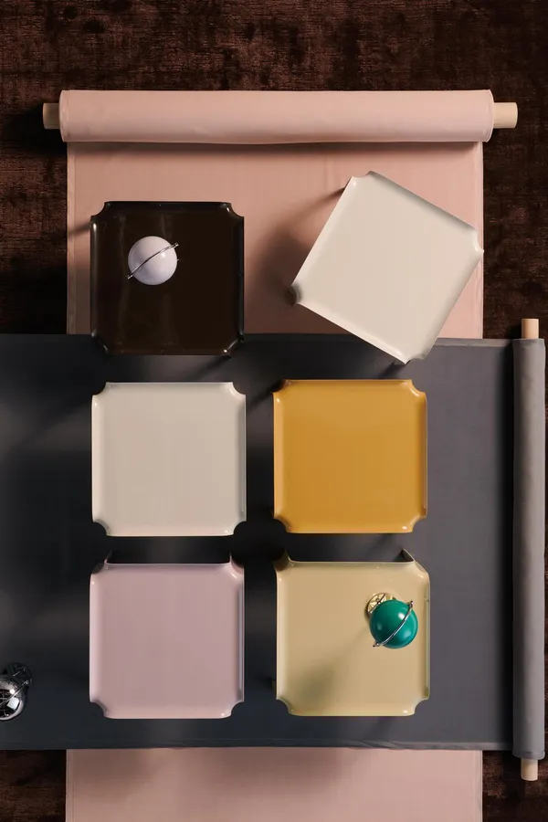 T877 Sidebord Honey Gold