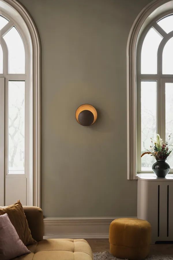 Orbit Vegglampe Mocha