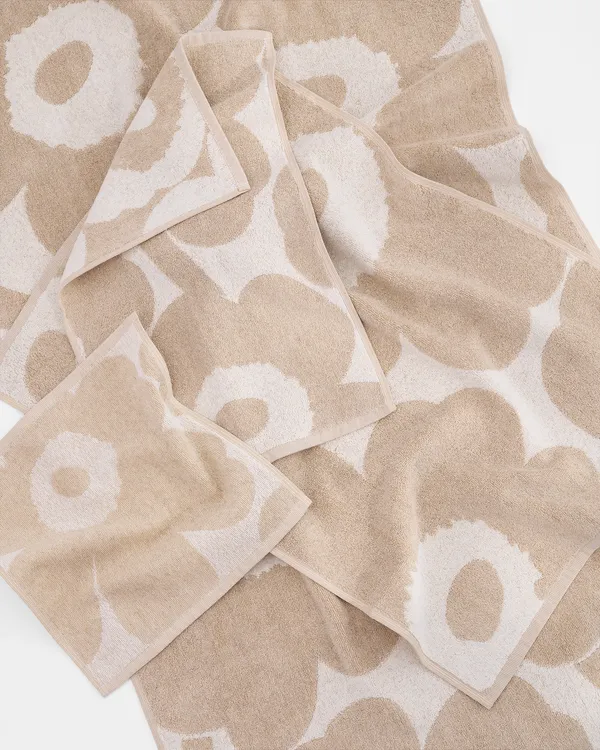 Unikko Badhandduk Off-white / Linen