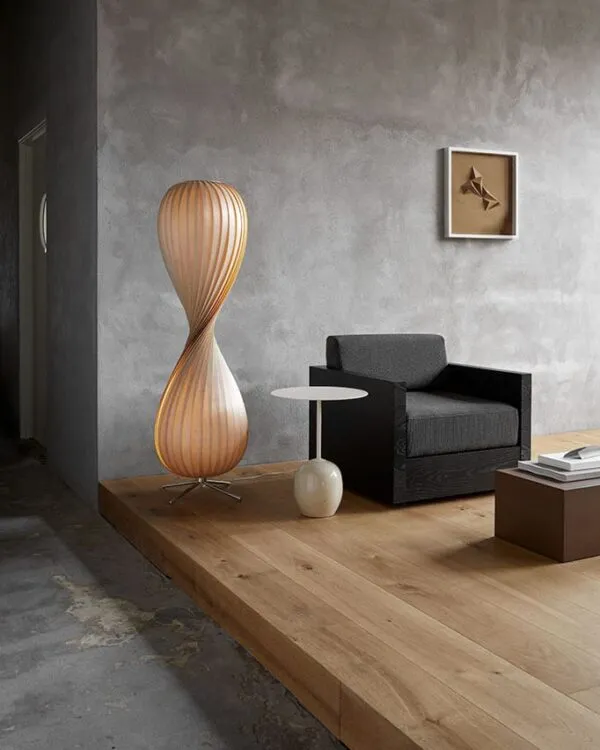 TR10 Golvlampa Natural 138 cm