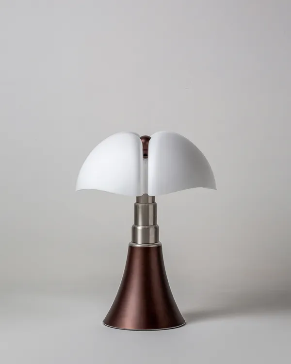 Pipistrello Medium Bordslampa Bronze