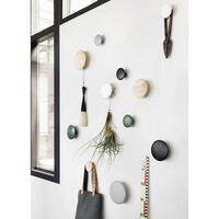 Dots Krok Tre Ø17 cm Valnøtt