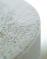 Elements Soffbord Off-white Ø60 cm