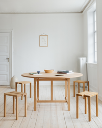 Round Spisebord Ø130 cm Eik