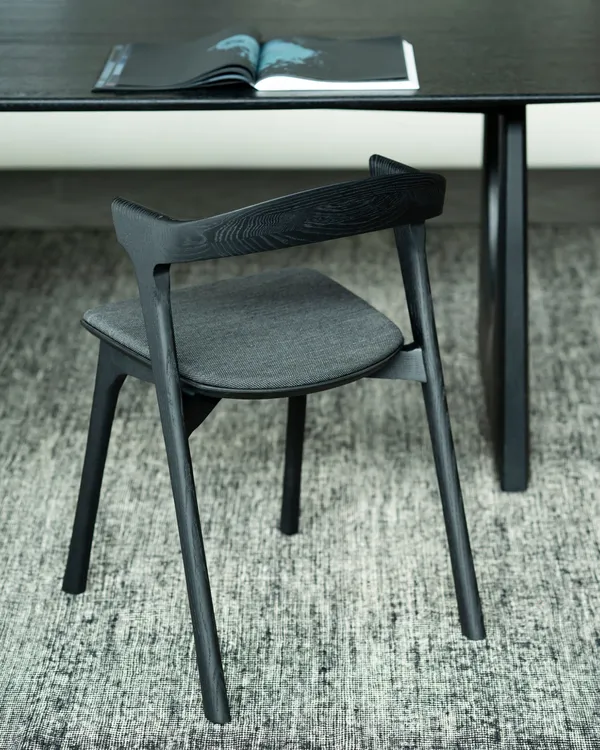 Bok Tuoli Tummapetsattu Tammi / Soft Black