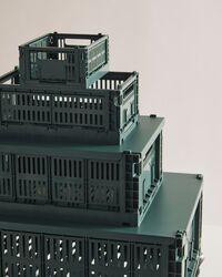 Colour Crate Medium Square Oppbevaring Dark Green