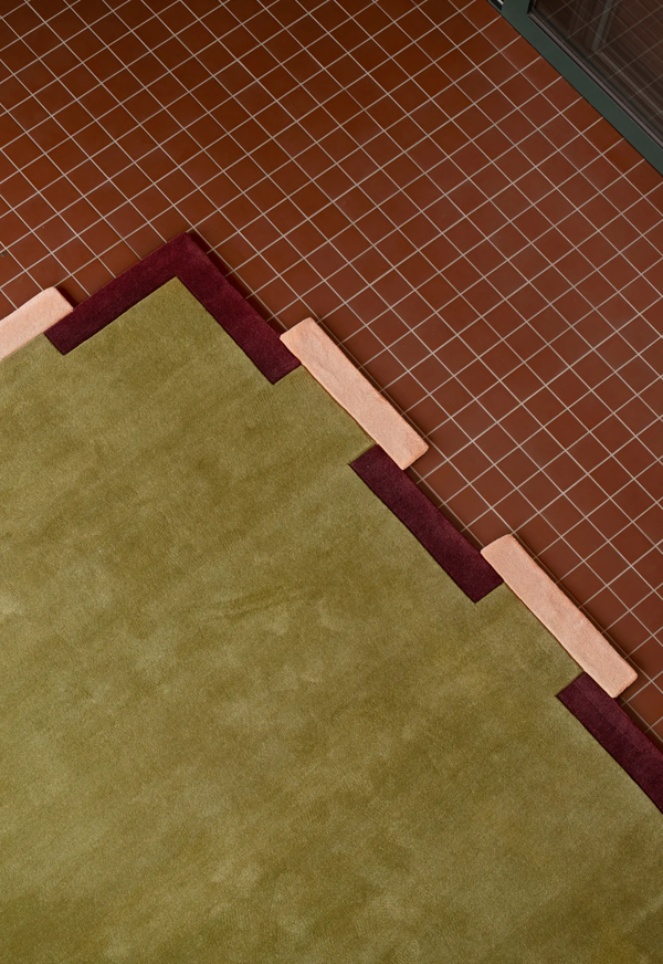 Teklan Fregio Ullteppe 250x350 cm Olive / Blush