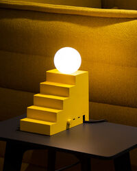 Stair Bordlampe Gul