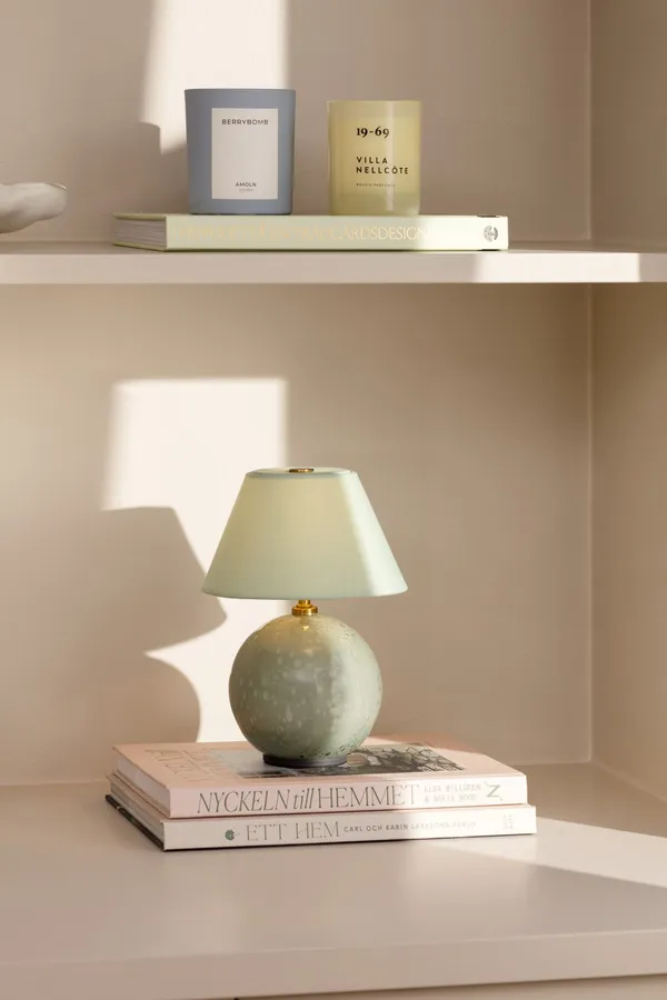 Iris 16 Bordlampe Bærbar Grønn