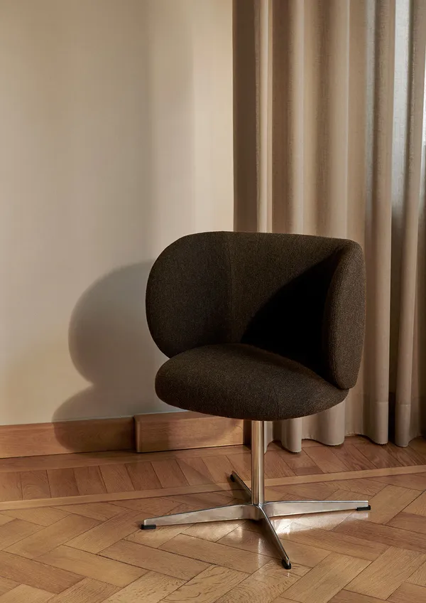 Rico Dining Swivel Bouclé Ruokailutuoli Tummanharmaa