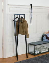 Loop Stand Hall Jakkestativ Sort