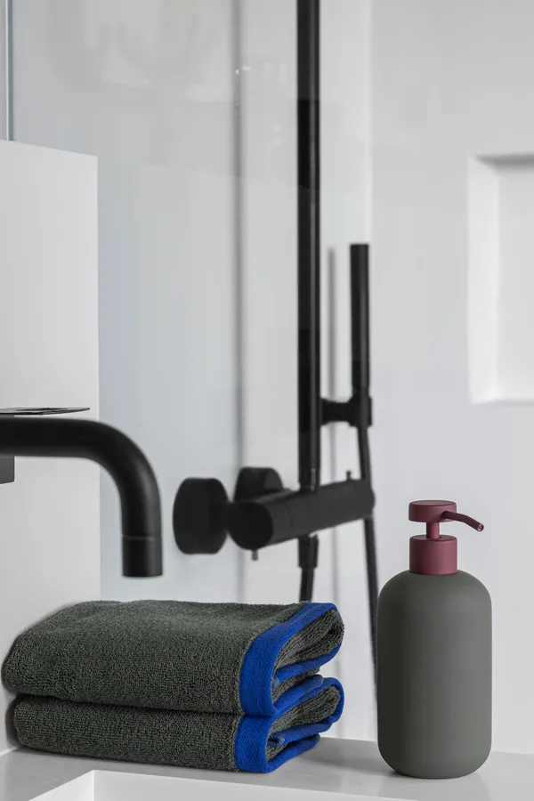 Lotus Play Dispenser Hög Med 2 Pumps Dark Olive