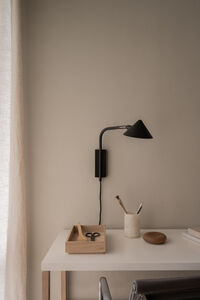 Kuro Vägglampa