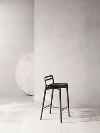 484 Cabin Counter Chair Dark Oak / Black Leather