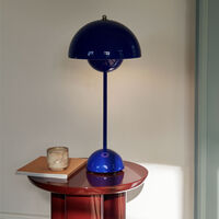 Flowerpot VP3 Bordlampe Cobalt Blue
