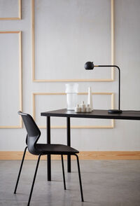 Yes! Bordlampe Sort