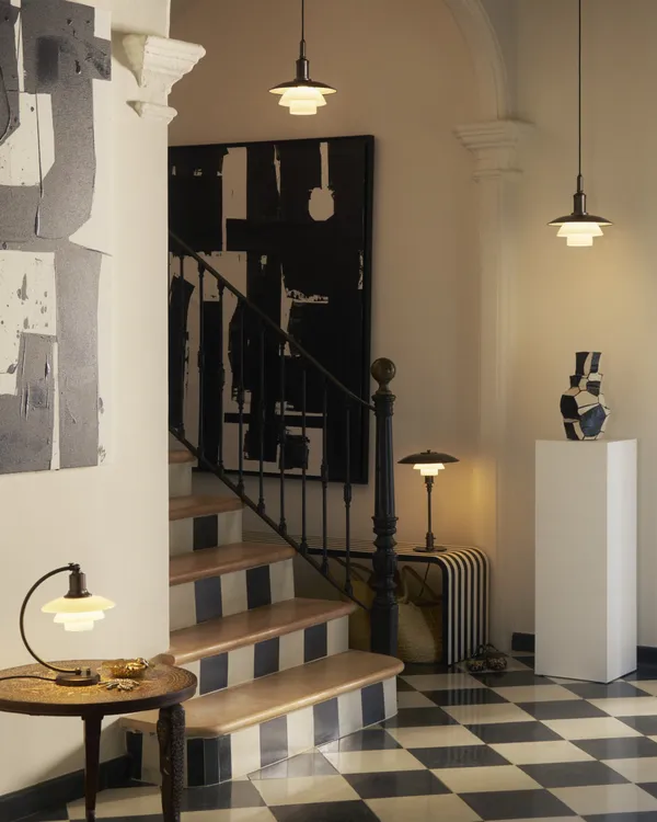 PH 2/2 Luna Bordlampe Aged Brass / Opalglass