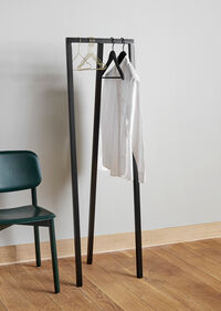 Loop Stand Hall Jakkestativ Sort