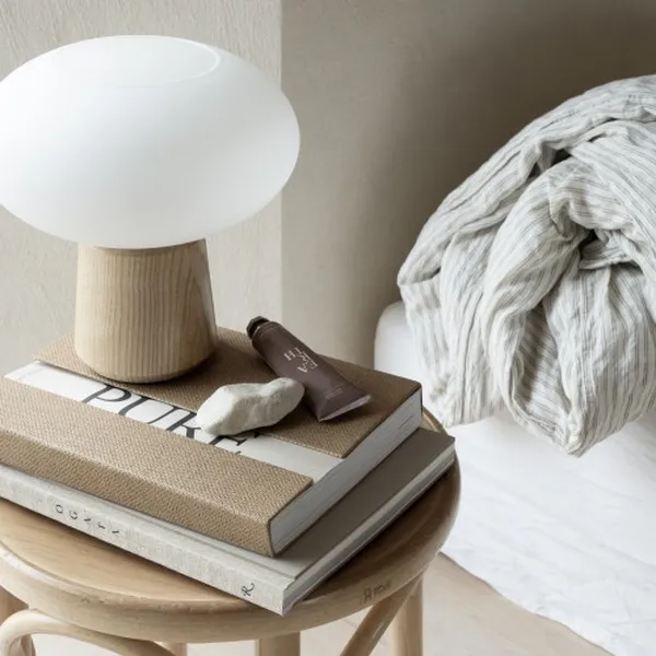 Olivia Bordslampa Natur