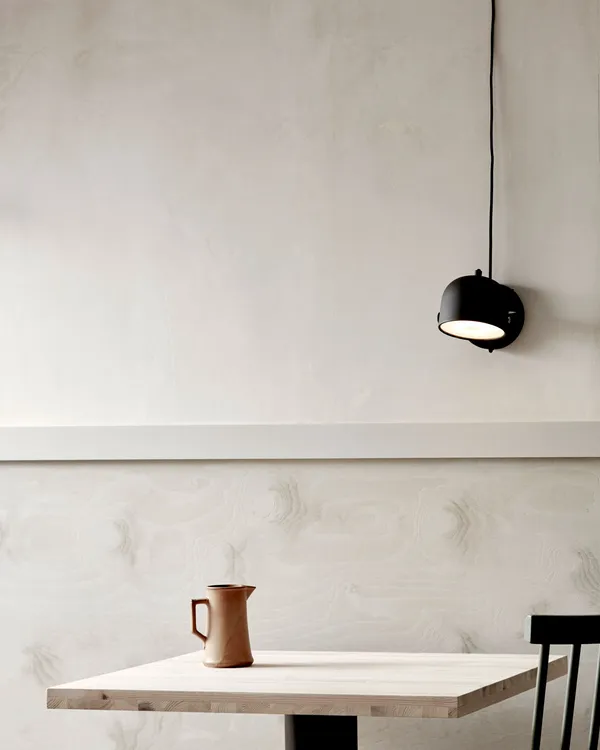 Svejk 13 Vegglampe Sort/Nikkel