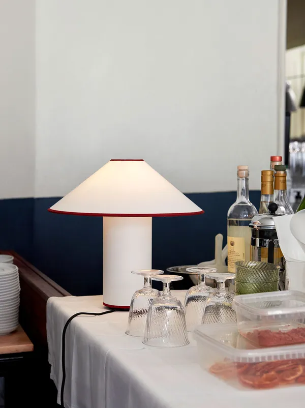 Colette ATD6 Bordslampa Vit/Merlot