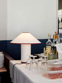 Colette ATD6 Bordslampa Vit/Merlot
